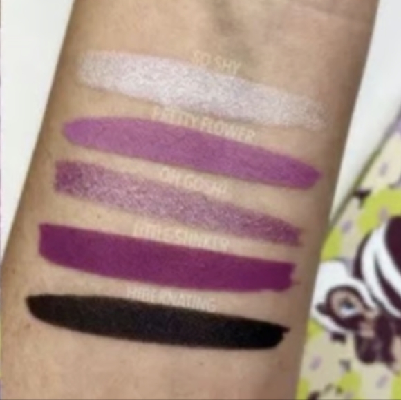 🆕NWT Colourpop x Bambi Collab Eyeshadow in Flower 💜🦨 - Picture 3 of 7